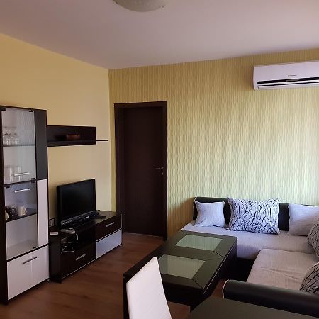 Апартамент Хармония Pleven Exterior photo